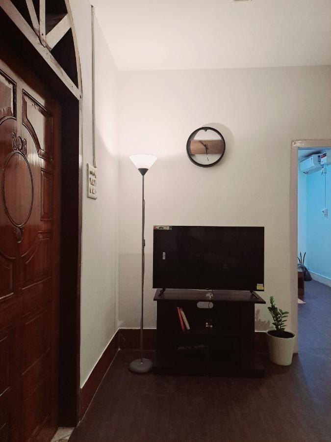 Strawberry Swing Homestay Гувахати Экстерьер фото