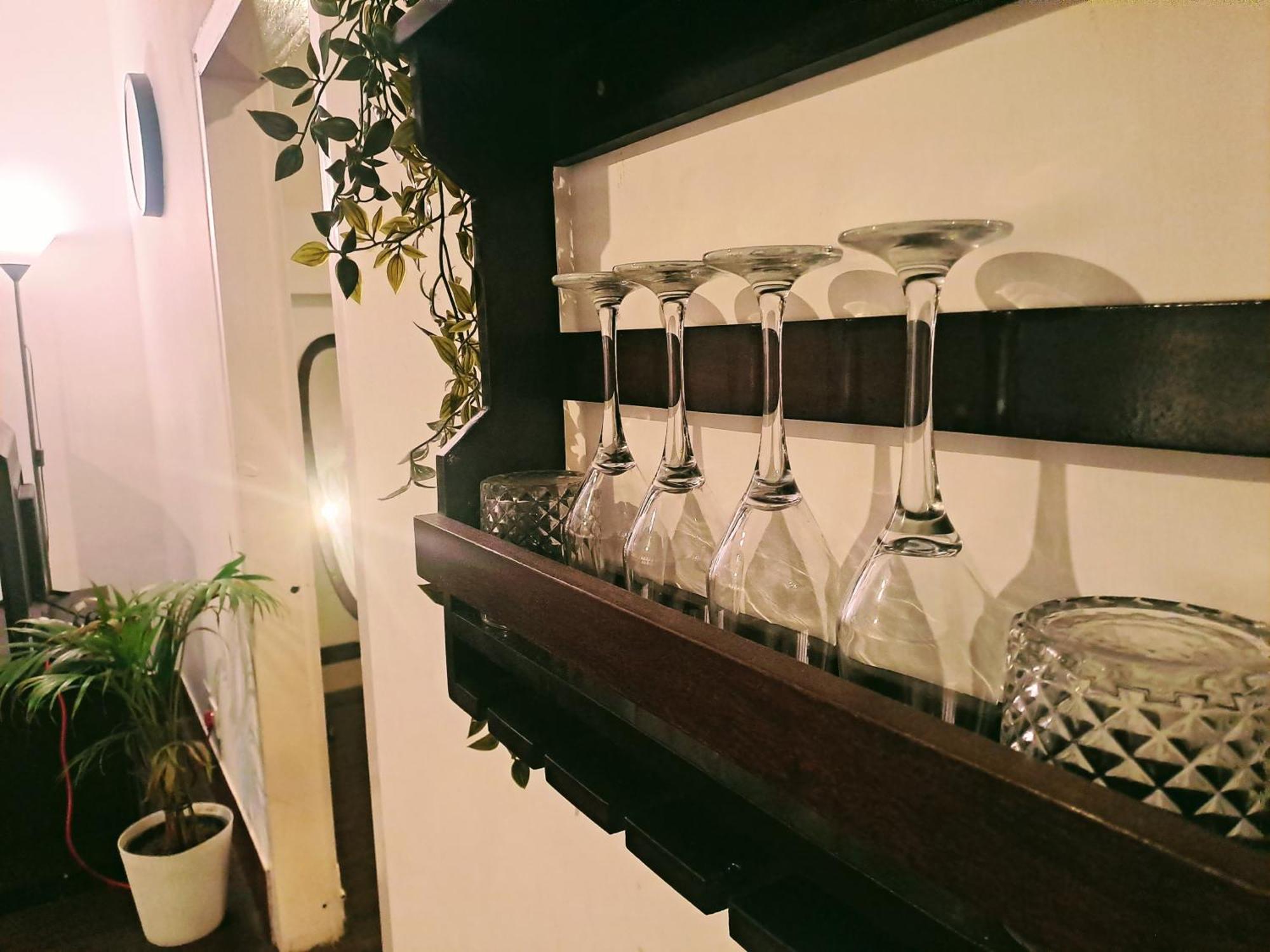 Strawberry Swing Homestay Гувахати Экстерьер фото